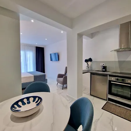 Piazza Apartment *